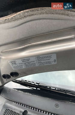 Универсал Audi S4 2001 в 