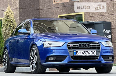 Седан Audi S4 2014 в Одесі