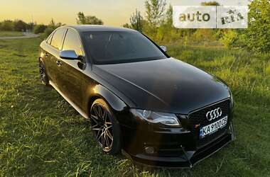 Седан Audi S4 2012 в Бердичеві