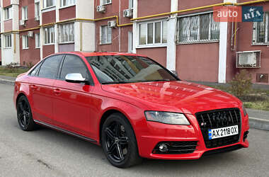 Седан Audi S4 2010 в Харькове