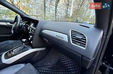Седан Audi S4 2012 в 