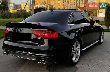 Седан Audi S4 2013 в 
