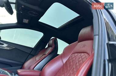 Седан Audi S4 2018 в Киеве