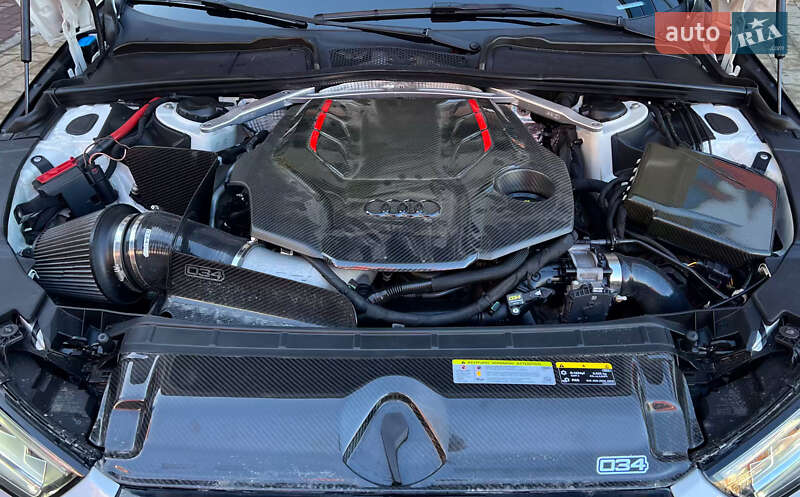 Седан Audi S4 2018 в Львове