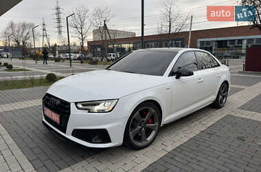 Седан Audi S4 2018 в Львові