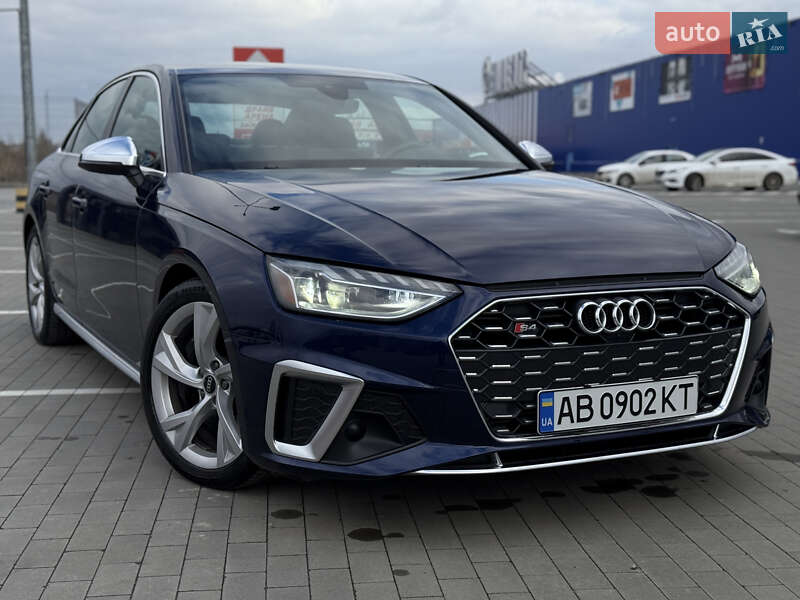 Седан Audi S4 2022 в Вінниці