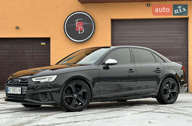 Седан Audi S4 2019 в 