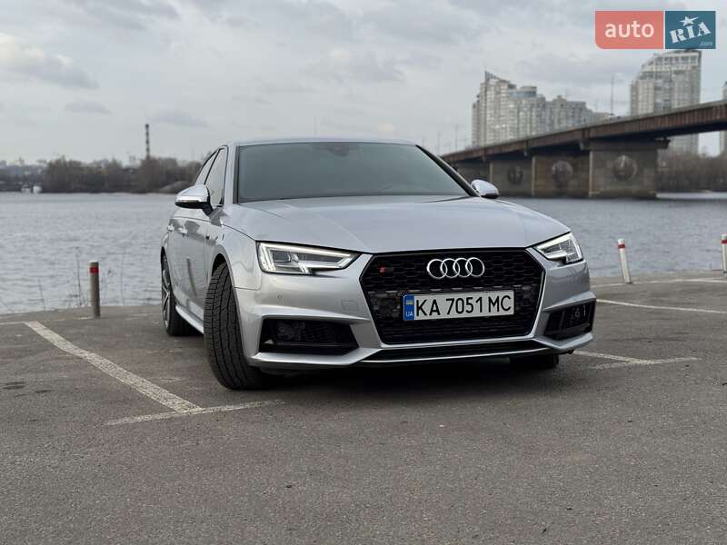 Седан Audi S4 2017 в Києві