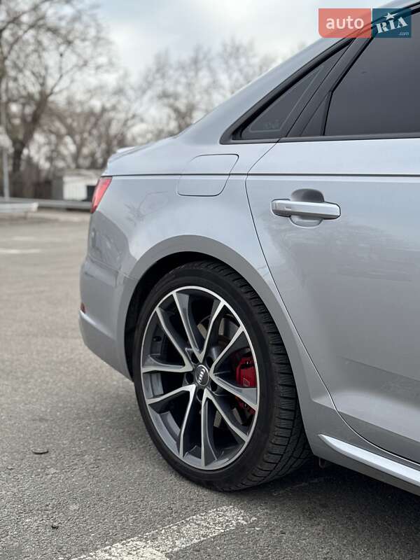 Седан Audi S4 2017 в Києві