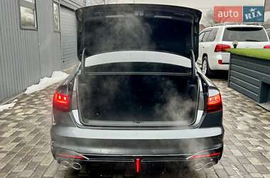 Седан Audi S4 2022 в 