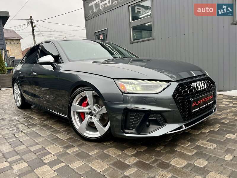 Седан Audi S4 2022 в Киеве