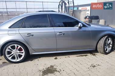 Седан Audi S4 2010 в 