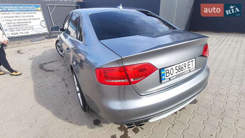 Седан Audi S4 2010 в Тернополе