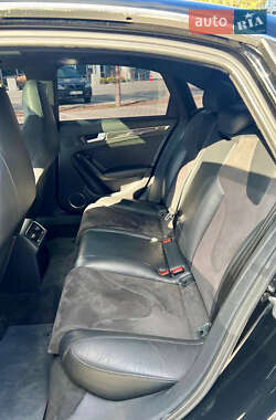 Седан Audi S4 2013 в 