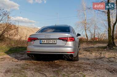 Седан Audi S4 2019 в 