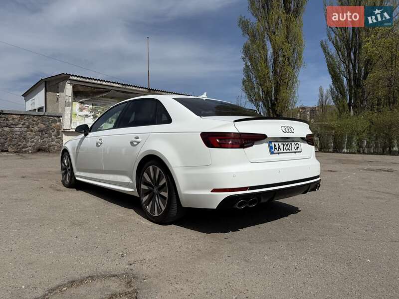 Audi S4 2019