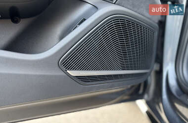 Седан Audi S4 2017 в 