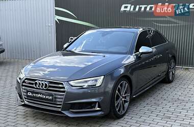 Седан Audi S4 2017 в 