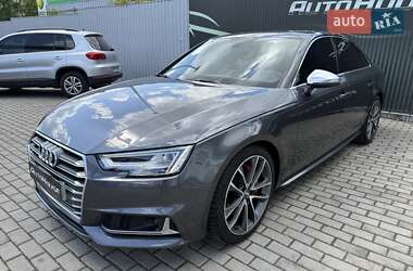 Седан Audi S4 2017 в 
