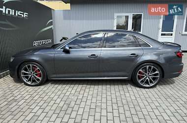Седан Audi S4 2017 в 