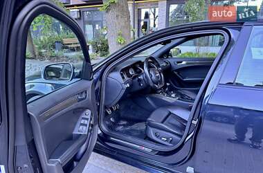 Седан Audi S4 2012 в 