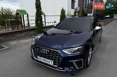 Седан Audi S4 2022 в 