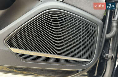 Седан Audi S4 2018 в 