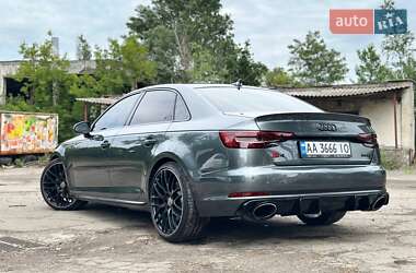 Седан Audi S4 2017 в 