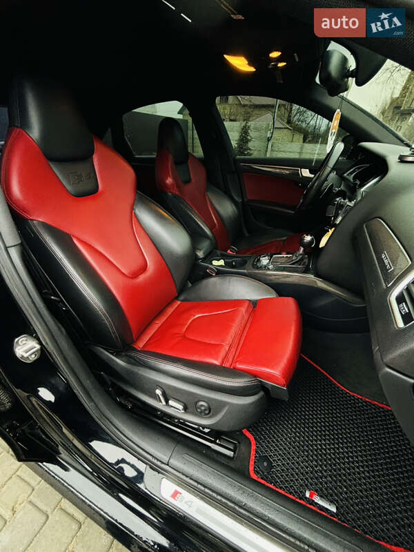Седан Audi S4 2014 в Одессе