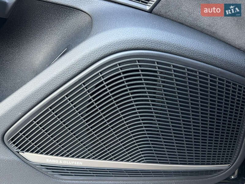 Седан Audi S4 2018 в Запорожье