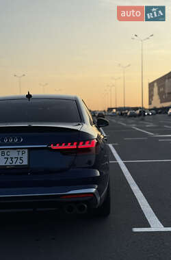 Седан Audi S4 2023 в 