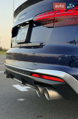Седан Audi S4 2023 в 