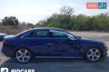 Седан Audi S4 2023 в 