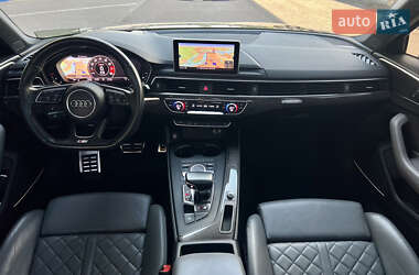 Седан Audi S4 2018 в 