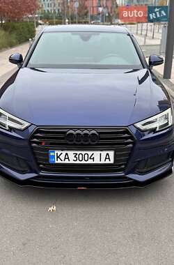 Седан Audi S4 2018 в Львові