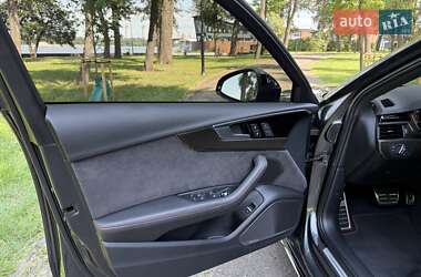 Седан Audi S4 2023 в 