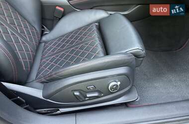 Седан Audi S4 2023 в 