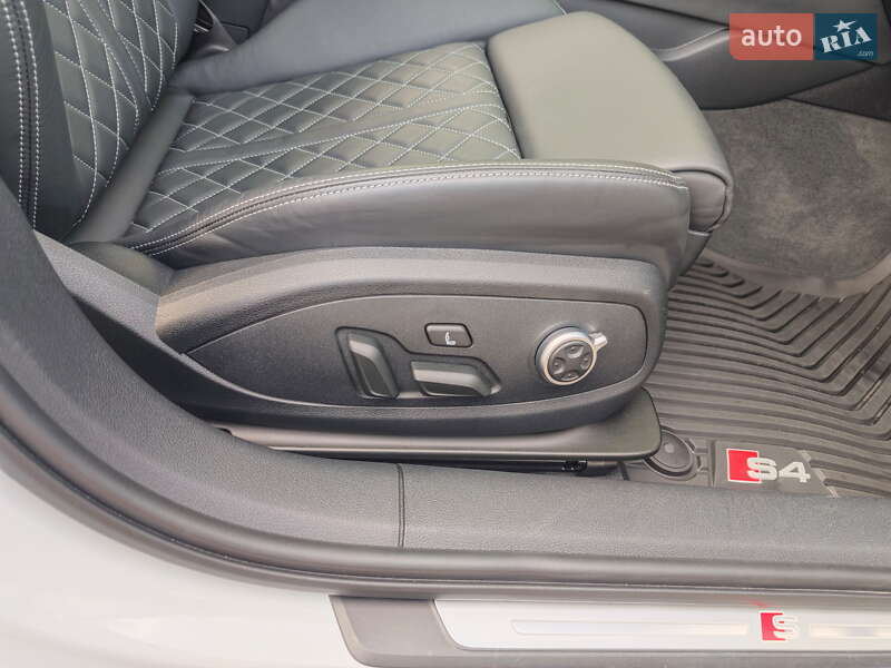 Седан Audi S4 2020 в Киеве фото 30 Седан Audi S4 2020 в Киеве