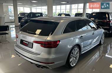 Универсал Audi S4 2017 в 