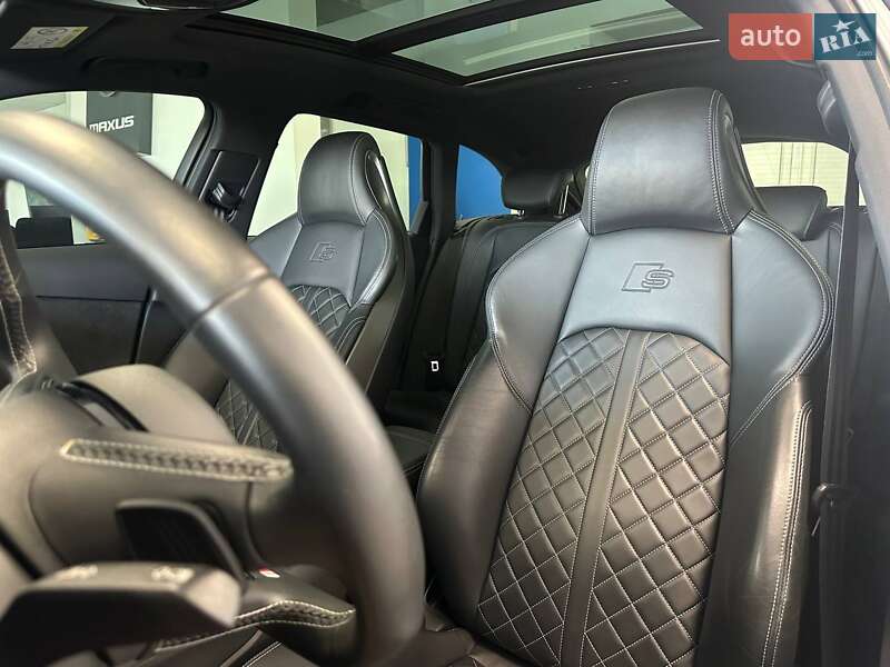 Універсал Audi S4 2017 в Києві