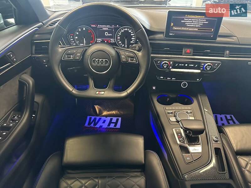 Універсал Audi S4 2017 в Києві