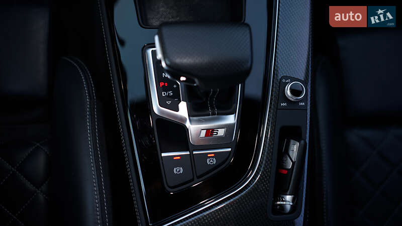Седан Audi S4 2020 в Львове