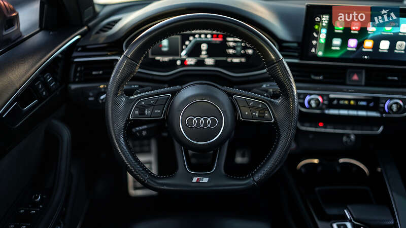 Седан Audi S4 2020 в Львове