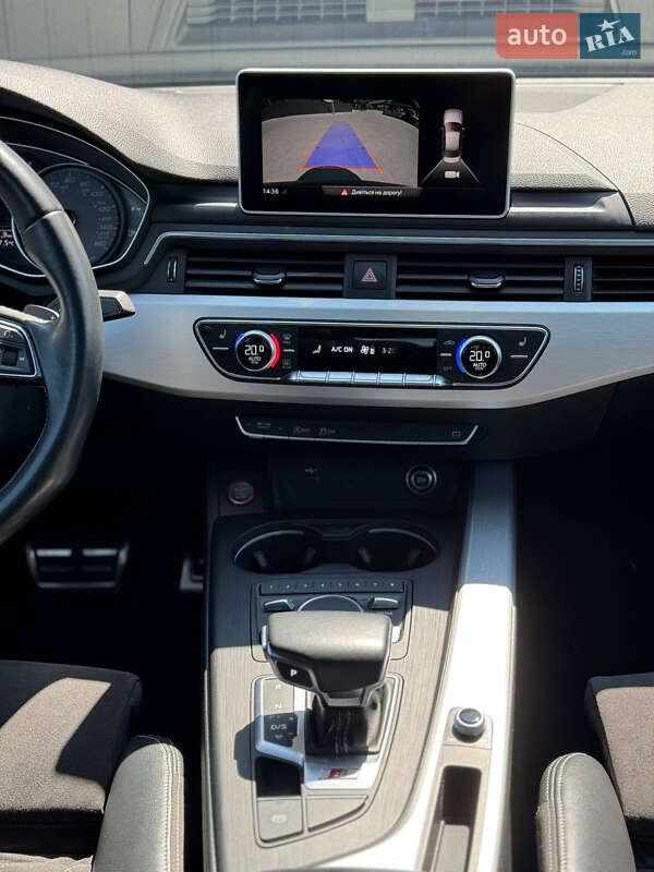 Седан Audi S4 2019 в Коломые