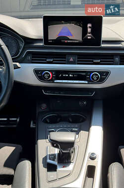 Седан Audi S4 2019 в 