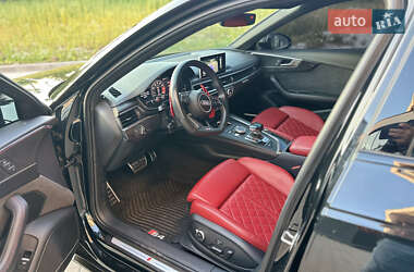 Седан Audi S4 2018 в 