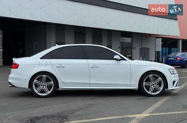Седан Audi S4 2013 в 