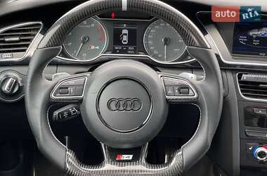 Седан Audi S4 2012 в 