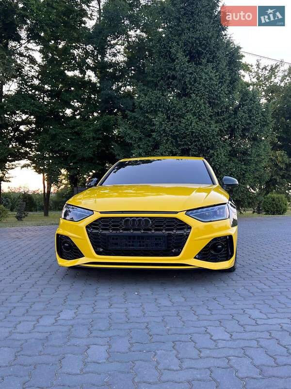Седан Audi S4 2020 в Коломые