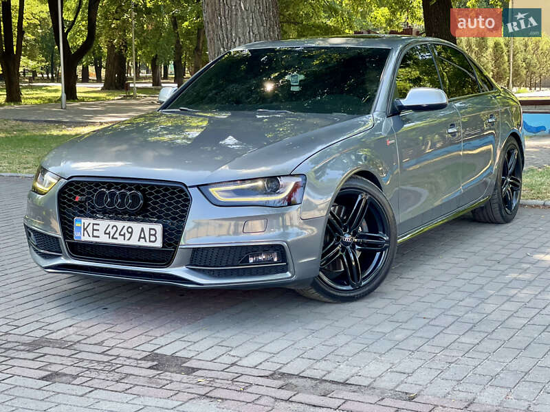 Audi S4 2013